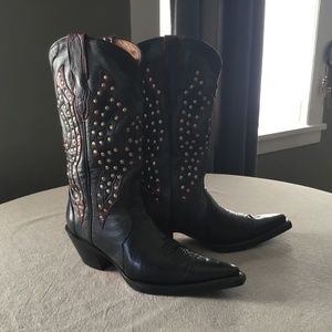 Women’s western boots